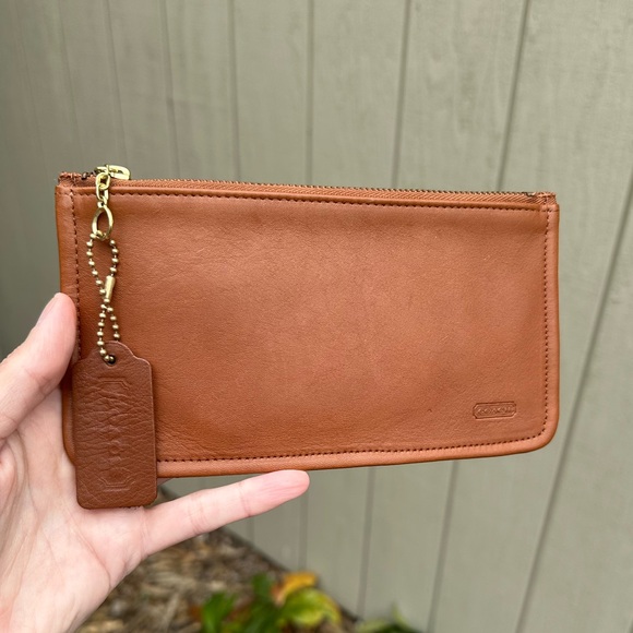 NWOT Vintage Coach Bag Skinny Cosmetic Case Pouch 7170 British Tan - Picture 1 of 5